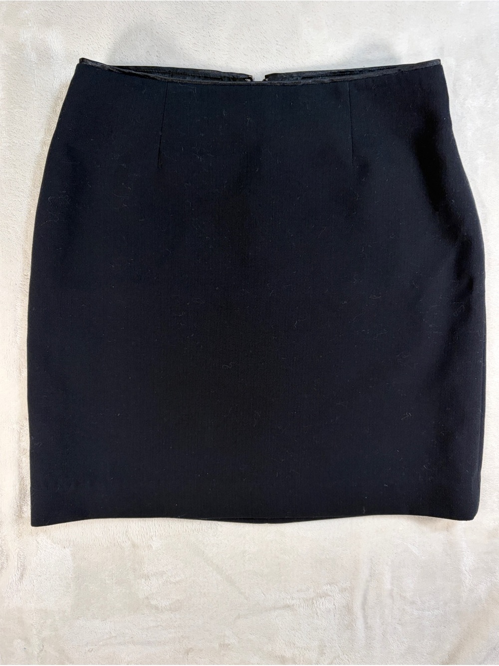 GAP Black‎ Textured Women's Pencil Mini Skirt - Size 2